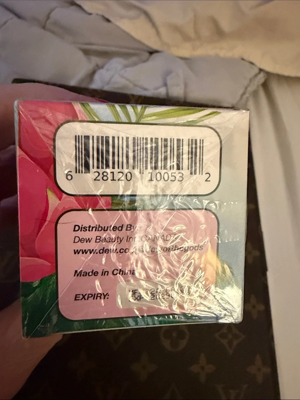 DEW OF THE GODS Maui Glaze Dragon Fruit Oil Facial Cleanser NEW
